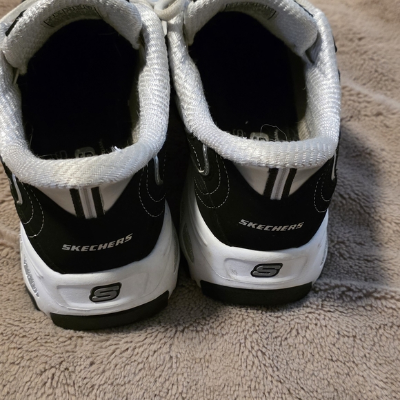 Skechers Women's D'Lites Fan Girl Sneakers - Picture 5 of 14